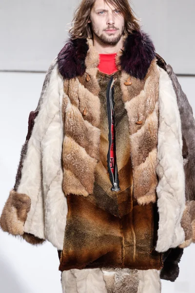 Look 68